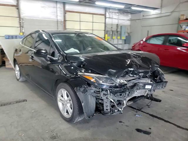 2018 Chevrolet Cruze Lt VIN: 1G1BE5SM3J7107858 Lot: 65477865