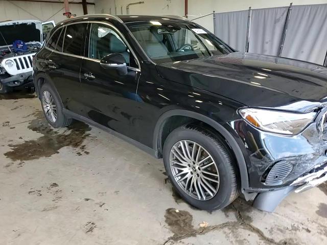 2025 Mercedes-Benz Glc 300 4Matic VIN: W1NKM4HB5SF283319 Lot: 64082705