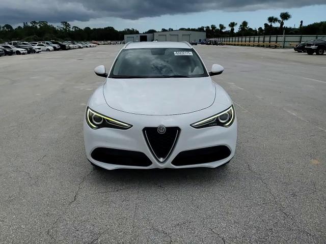 2018 Alfa Romeo Stelvio VIN: ZASFAKANXJ7C25121 Lot: 63222175