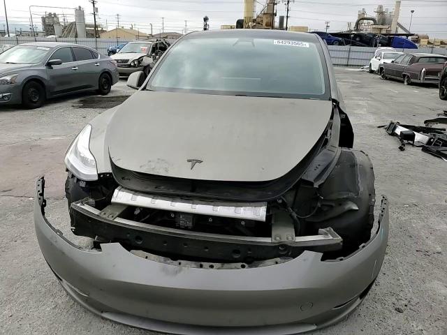 2021 Tesla Model Y VIN: 5YJYGDEE6MF077098 Lot: 64293565