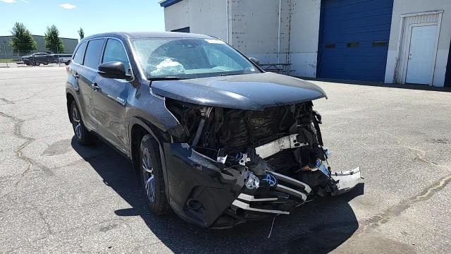 2017 Toyota Highlander Hybrid VIN: 5TDBGRFH5HS033235 Lot: 64440255