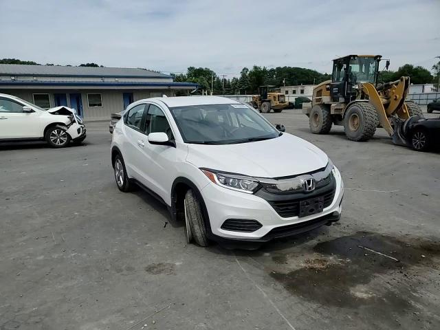 2021 Honda Hr-V Lx VIN: 3CZRU5H31MM71797 Lot: 64103595