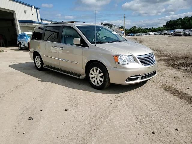 2015 Chrysler Town & Country Touring VIN: 2C4RC1BG7FR596110 Lot: 64843075