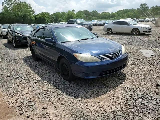 2005 Toyota Camry Le VIN: 4T1BE30K05U057758 Lot: 64972205