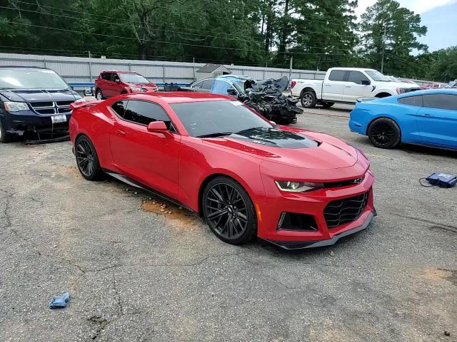 2018 Chevrolet Camaro Zl1 VIN: 1G1FK1R61J0107490 Lot: 63676715