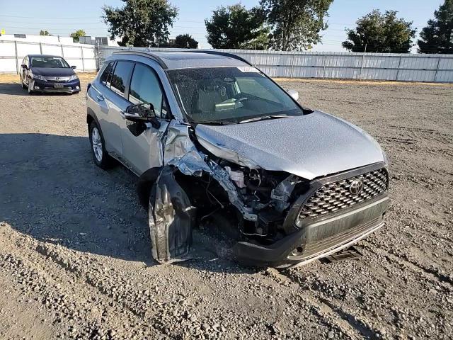 2024 Toyota Corolla Cross Le VIN: 7MUBAAAGXRV077126 Lot: 68945374