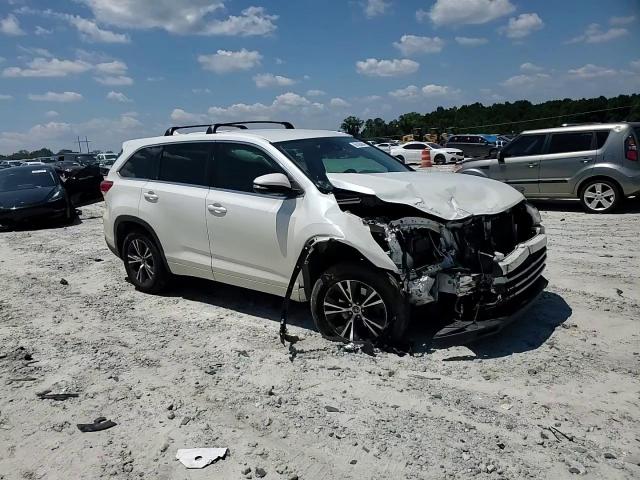 2017 Toyota Highlander Le VIN: 5TDZZRFH4HS199545 Lot: 66135884