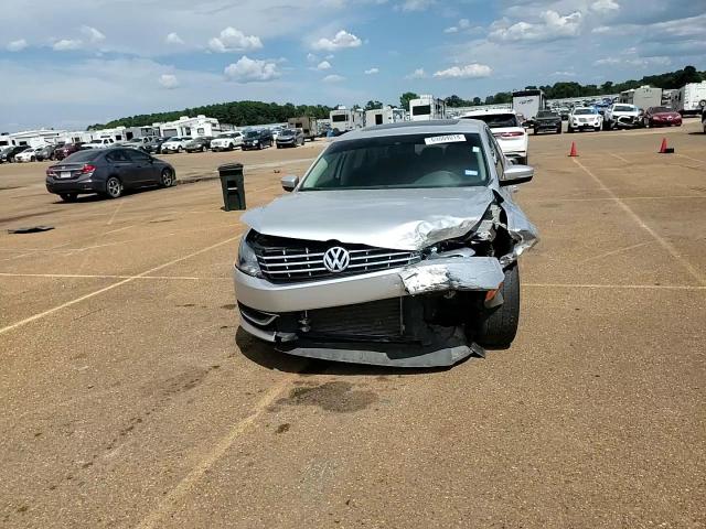 1VWBN7A33EC050227 2014 Volkswagen Passat Se