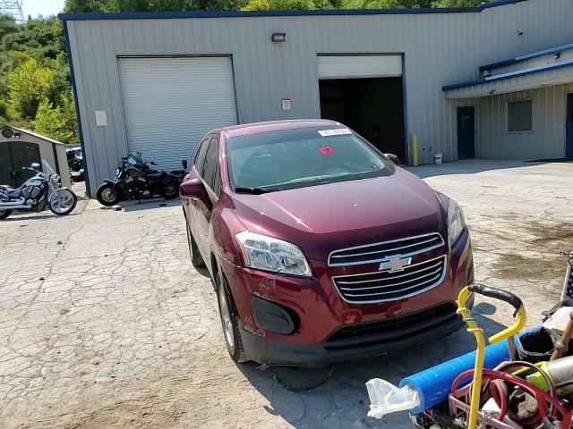 2016 Chevrolet Trax Ls VIN: 3GNCJNSB1GL245657 Lot: 69138224