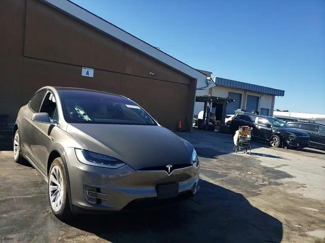 2016 Tesla Model X VIN: 5YJXCAE20GF001859 Lot: 68154194