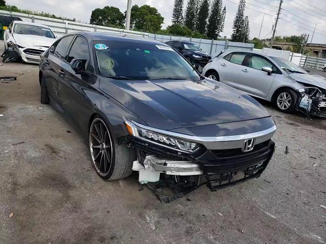 1HGCV1F19JA090945 2018 Honda Accord Lx