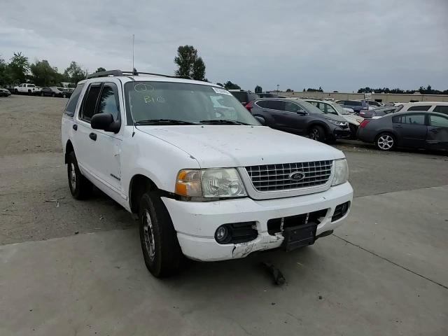 2005 Ford Explorer Xlt VIN: 1FMZU73KX5ZA48038 Lot: 67264404