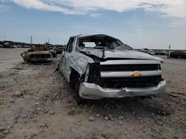 2017 Chevrolet Silverado - Image 11