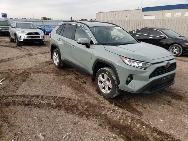 2021 Toyota Rav4 Xle VIN: 2T3P1RFV3MW217742 Lot: 69581434