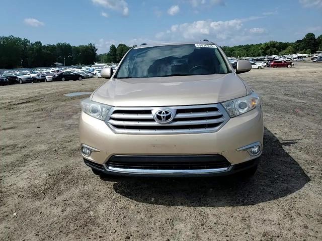 2012 Toyota Highlander - Image 11