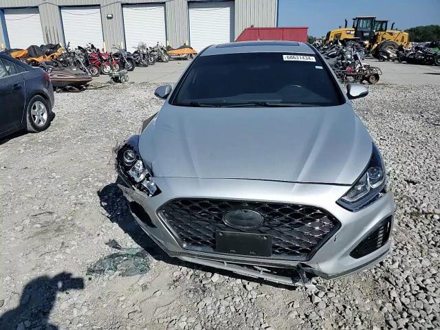 2018 Hyundai Sonata Sport VIN: 5NPE34AF7JH712565 Lot: 68631434