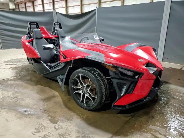 57XAAPHD5L8137272 2020 Polaris Slingshot Sl