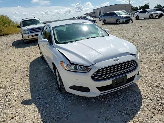 2016 Ford Fusion - Image 11