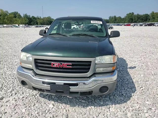 2004 GMC Sierra - Image 11