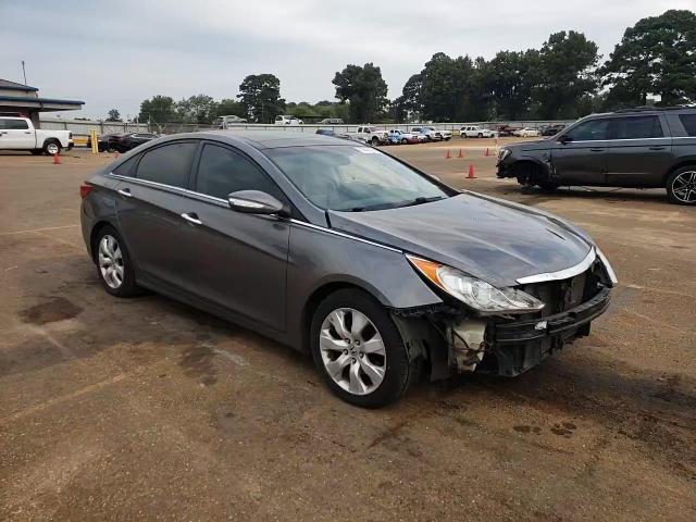 2012 Hyundai Sonata - Image 10