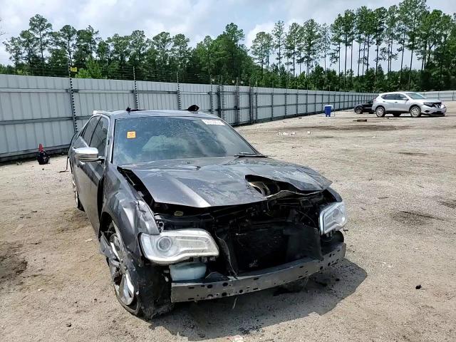 2C3CCAKG8HH571588 2017 Chrysler 300C