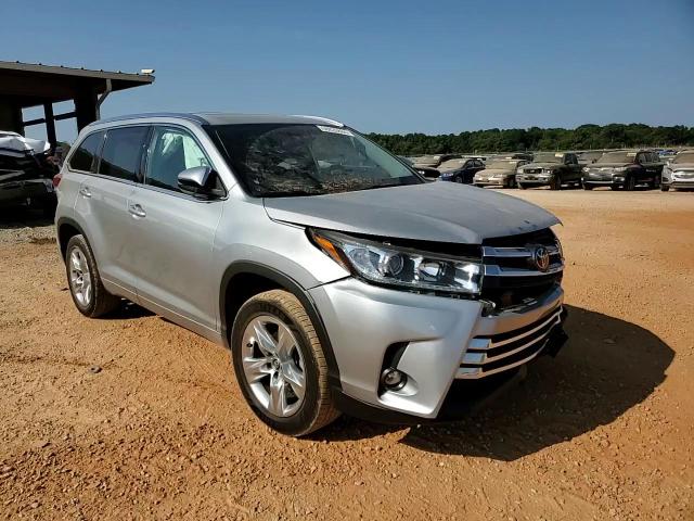 2019 Toyota Highlander Limited VIN: 5TDYZRFH9KS332755 Lot: 70313814