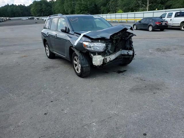 2010 Toyota Highlander - Image 12