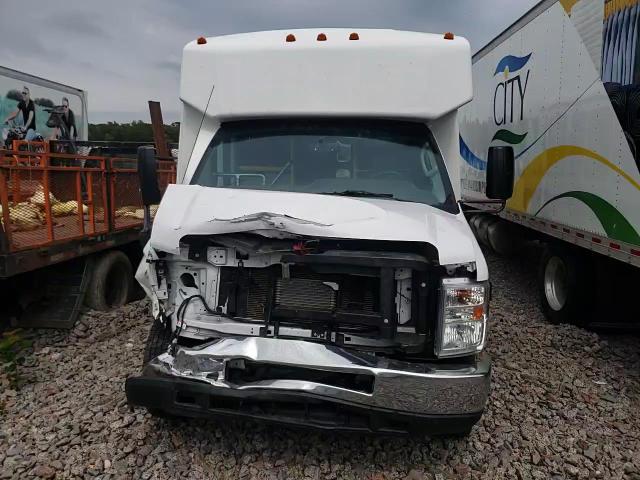 2018 Ford Econoline E450 Super Duty Cutaway Van VIN: 1FDFE4FS1JDC34861 Lot: 68231664