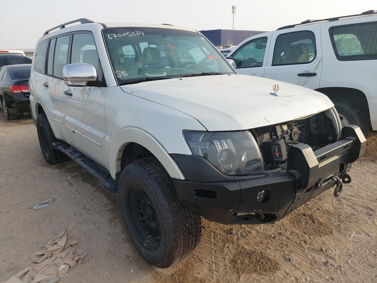 2020 MITSUBISHI PAJERO