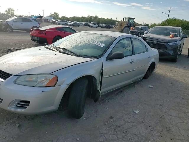 2005 Dodge Stratus - Image 11