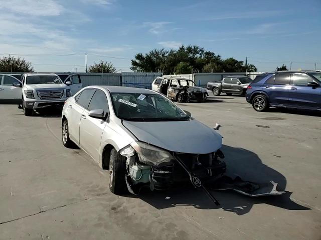 2015 Toyota Corolla L VIN: 5YFBURHE8FP307142 Lot: 67946764