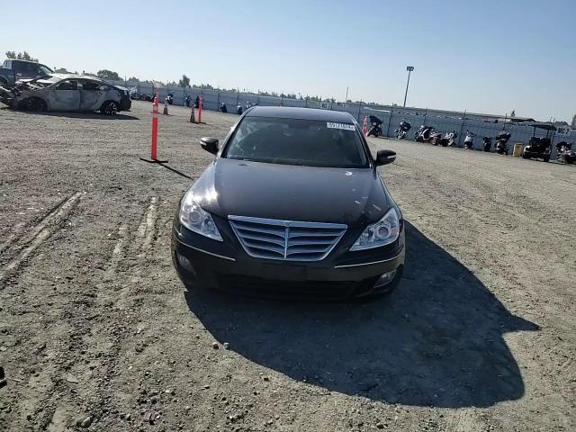 2011 Hyundai Genesis 3.8L VIN: KMHGC4DE8BU139299 Lot: 69171074