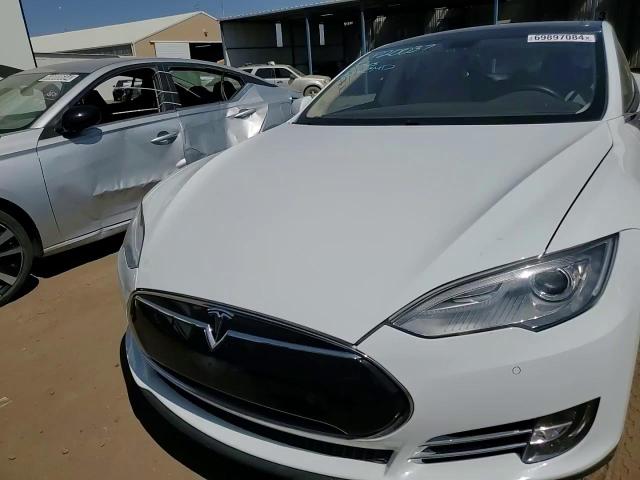 2013 Tesla Model S VIN: 5YJSA1CG0DFP20037 Lot: 69897084