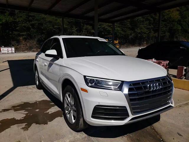 2020 Audi Q5 Premium VIN: WA1ANAFY8L2102173 Lot: 68021674