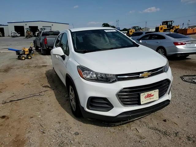 2017 Chevrolet Trax Ls VIN: KL7CJKSB4HB101382 Lot: 65232594