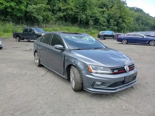 2017 Volkswagen Jetta - Image 10