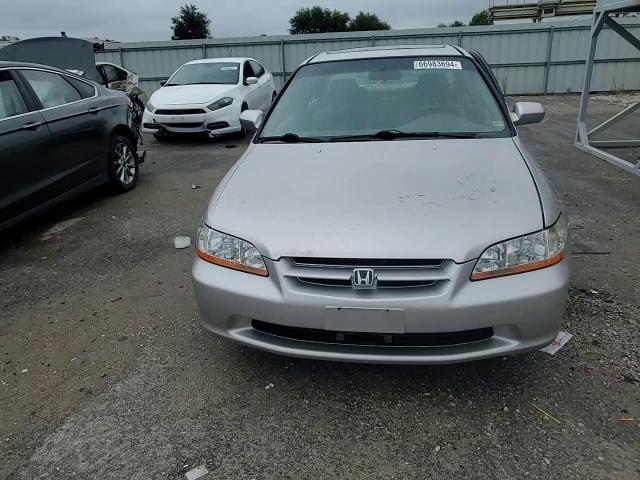 1998 Honda Accord Ex VIN: 1HGCG5650WA068506 Lot: 66983694