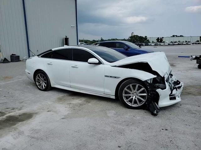 2016 Jaguar Xj VIN: SAJWJ1CD7G8W01155 Lot: 66741594