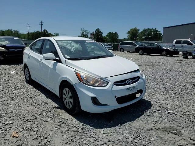 2016 Hyundai Accent - Image 10