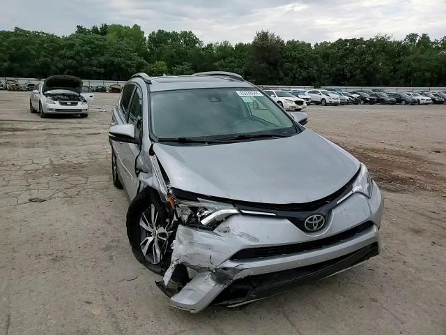 2017 Toyota Rav4 Xle VIN: 2T3WFREV8HW333538 Lot: 65936644