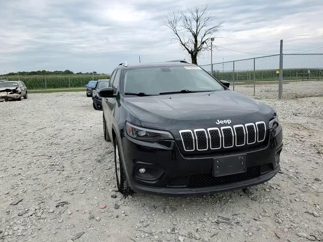 2019 Jeep Cherokee Latitude VIN: 1C4PJLCBXKD411718 Lot: 67584224