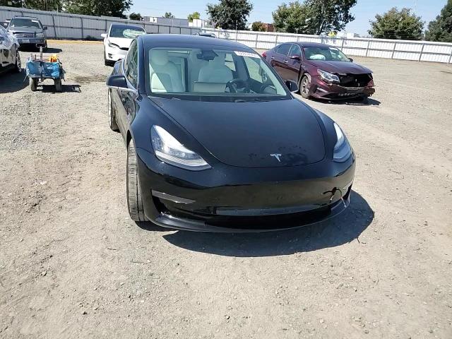 2018 Tesla Model 3 VIN: 5YJ3E1EB5JF111774 Lot: 68854984