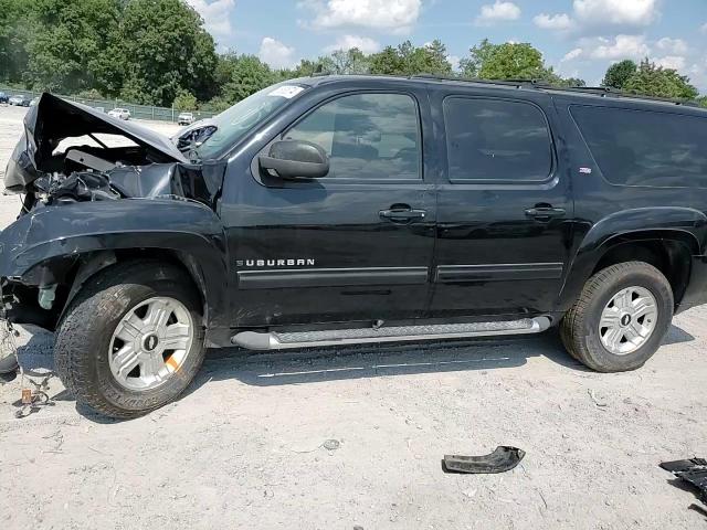 2010 Chevrolet Suburban K1500 Lt VIN: 1GNUKJE37AR170428 Lot: 67752034