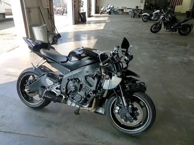 2010 Yamaha Yzfr6 VIN: JYARJ16E5AA020085 Lot: 67847804