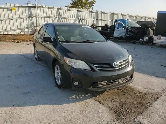 2013 Toyota Corolla Base VIN: 2T1BU4EE7DC985725 Lot: 68909194