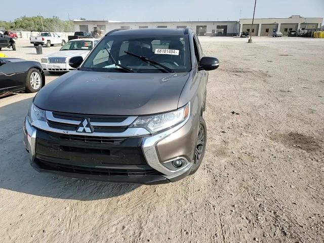 2018 Mitsubishi Outlander Se VIN: JA4AZ3A33JZ020688 Lot: 68101404