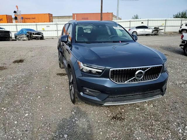 2021 Volvo Xc40 T5 Momentum VIN: YV4162UK0M2543687 Lot: 64879704