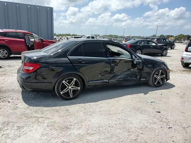 2012 Mercedes-Benz C 300 4Matic VIN: WDDGF8BB2CR213094 Lot: 67079754