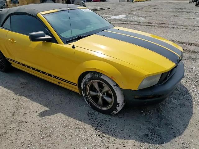 2005 Ford Mustang VIN: 1ZVFT84N855259431 Lot: 68918164