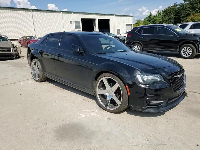 2019 Chrysler 300 S VIN: 2C3CCABG3KH683884 Lot: 69628854